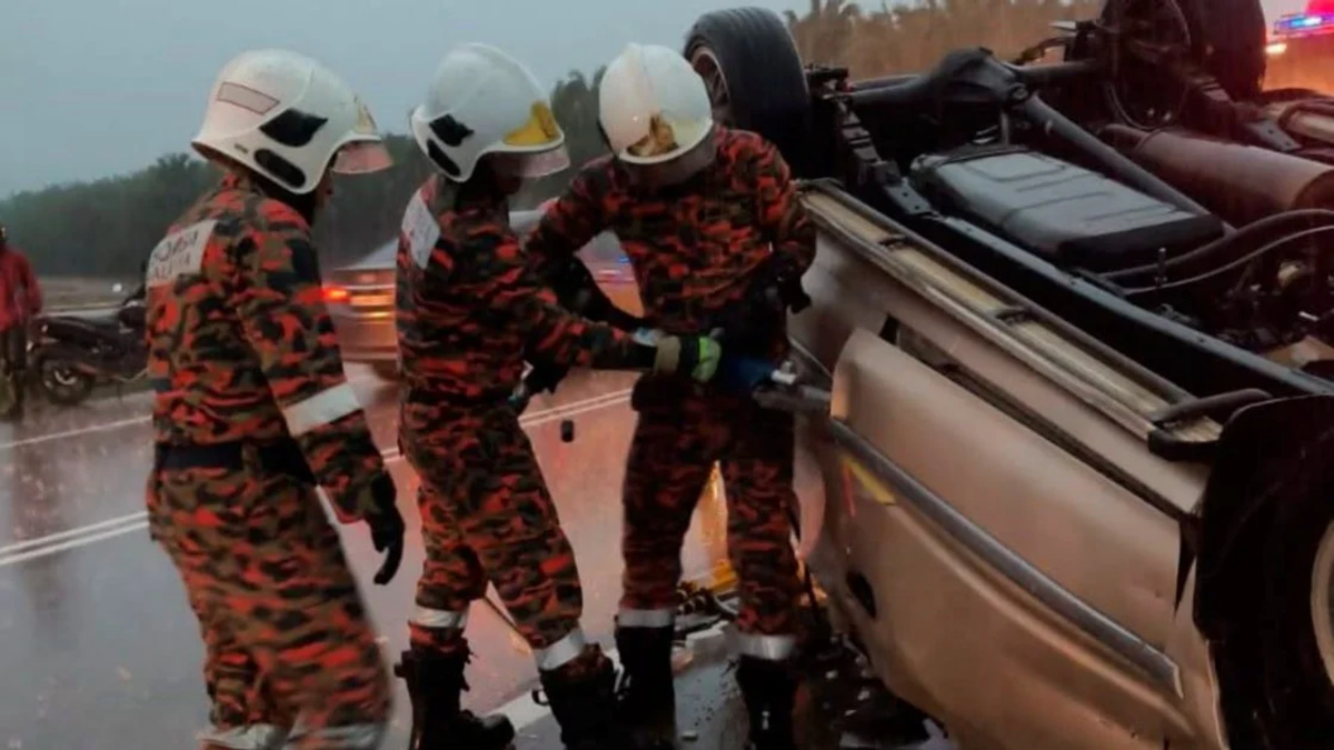 Two Sisters Among Four Dead in Twin Pahang Traffic Disasters