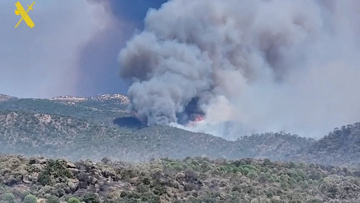 NASA's Spanish Deep Space Station Evacuated as Wildfire Threatens Critical Tracking Operations