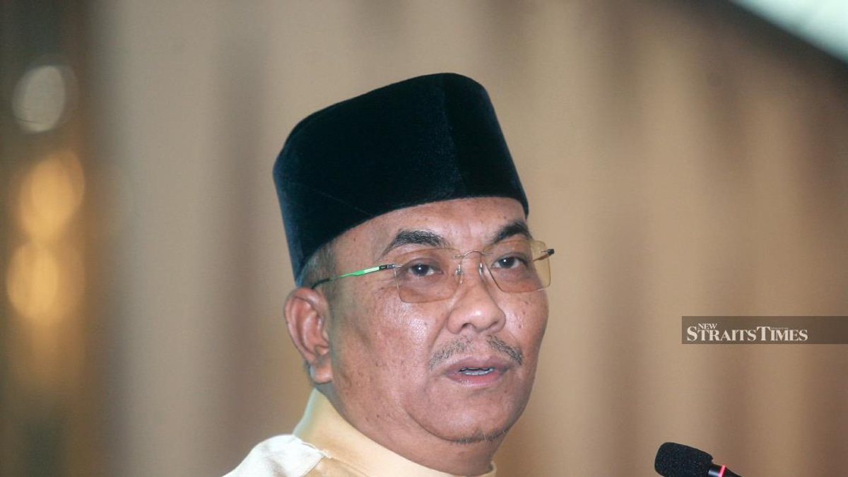 Police summon Sanusi and Rembau Umno figure over Negri Sembilan campaign statements