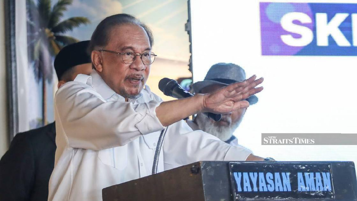Anwar Defends Government Action Against Public Fund Leakage Amid Criticism