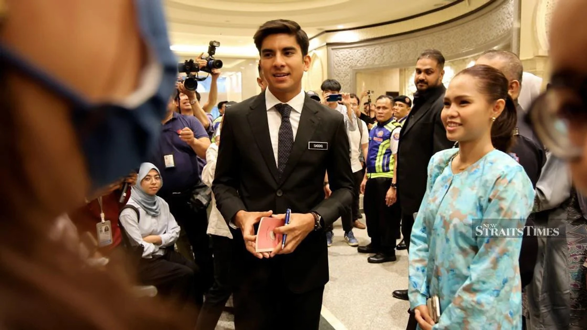 Bella Astillah requests prayers as Syed Saddiq's Federal Court appeal looms