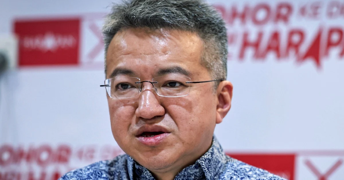 DAP Leader Warns Johor Against Najib-Era Policies, Urges Forward-Looking Vote