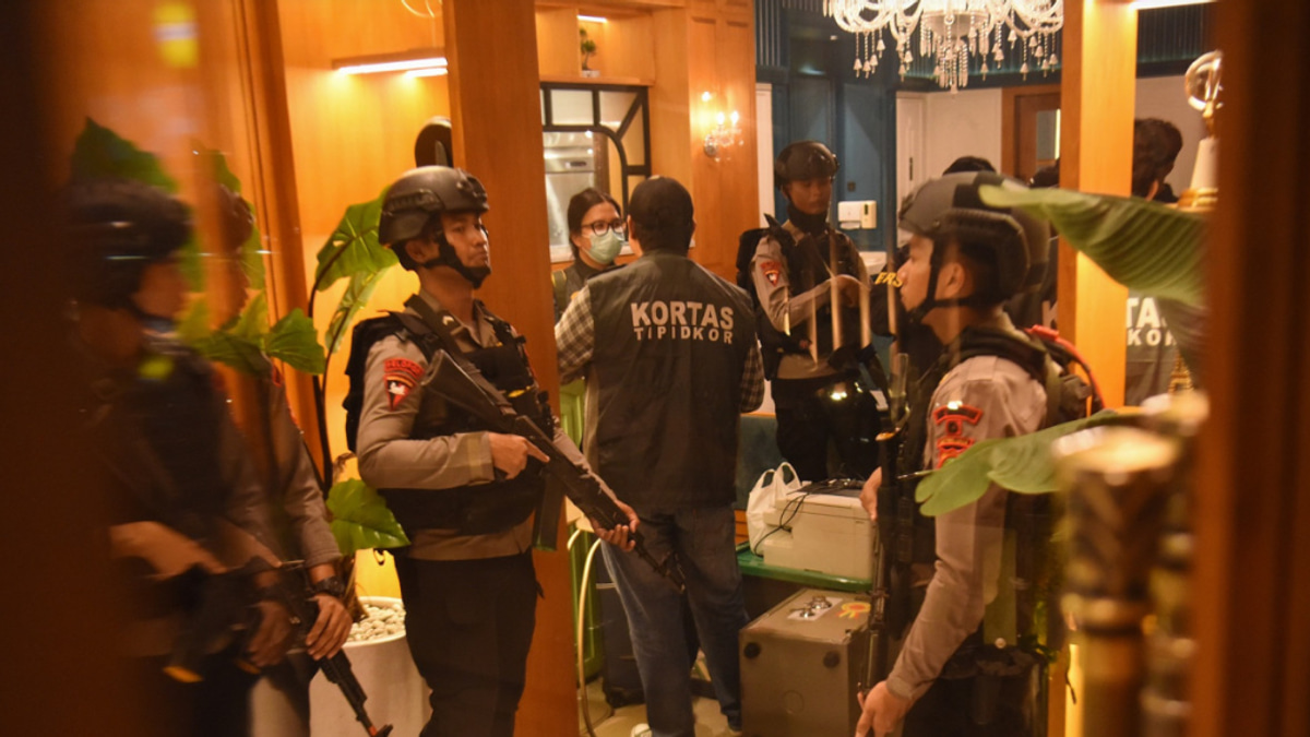 Multi-million dollar haul exposes deep corruption in Indonesia's law enforcement