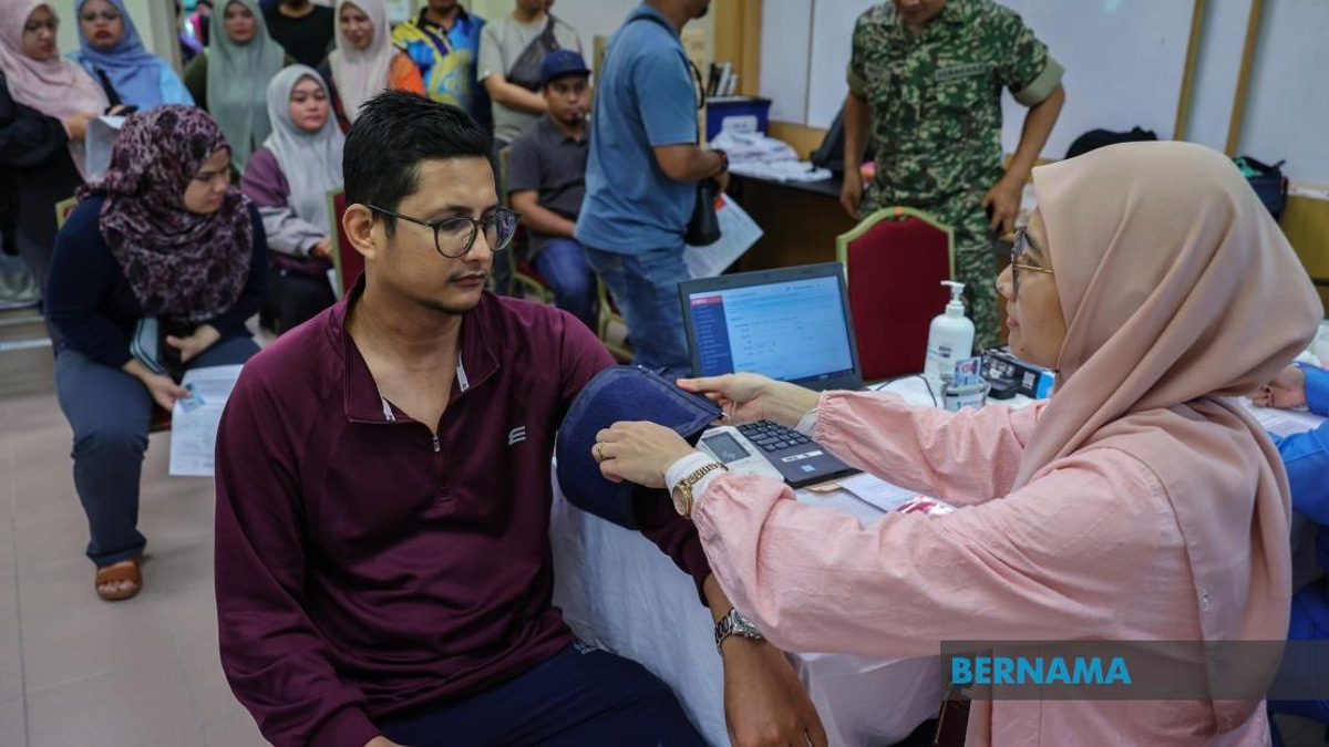 Military Medical Teams Deliver Free Healthcare to Rural Communities in Kedah