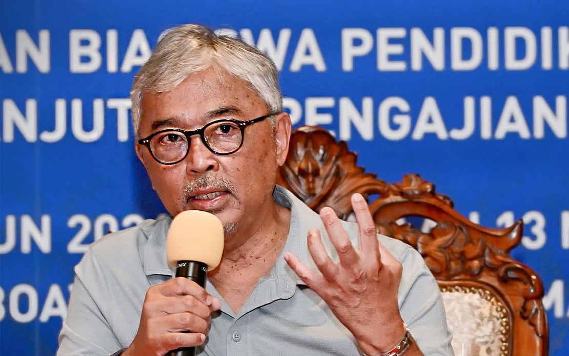 Pahang Sultan Urges Universities to Expand Tioman Island Scholarship Programmes
