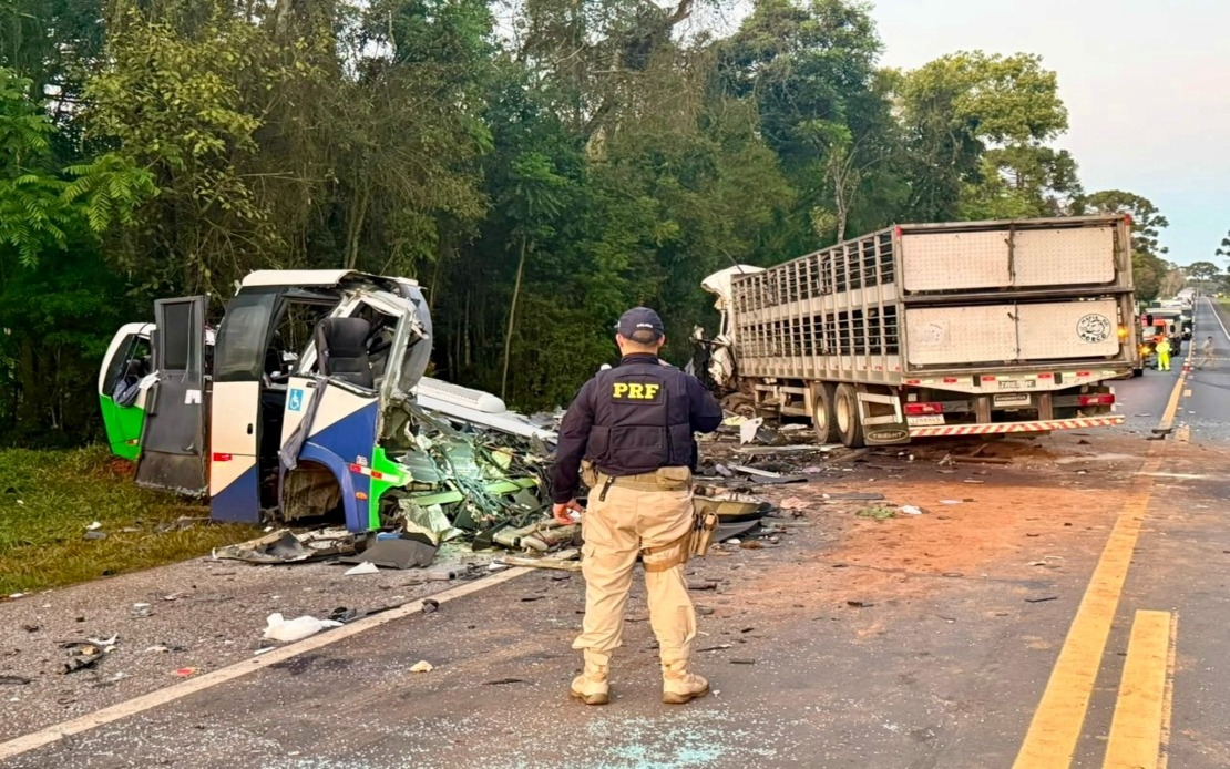 23 Dead in Horrific Bus-Lorry Crash in Southern Brazil