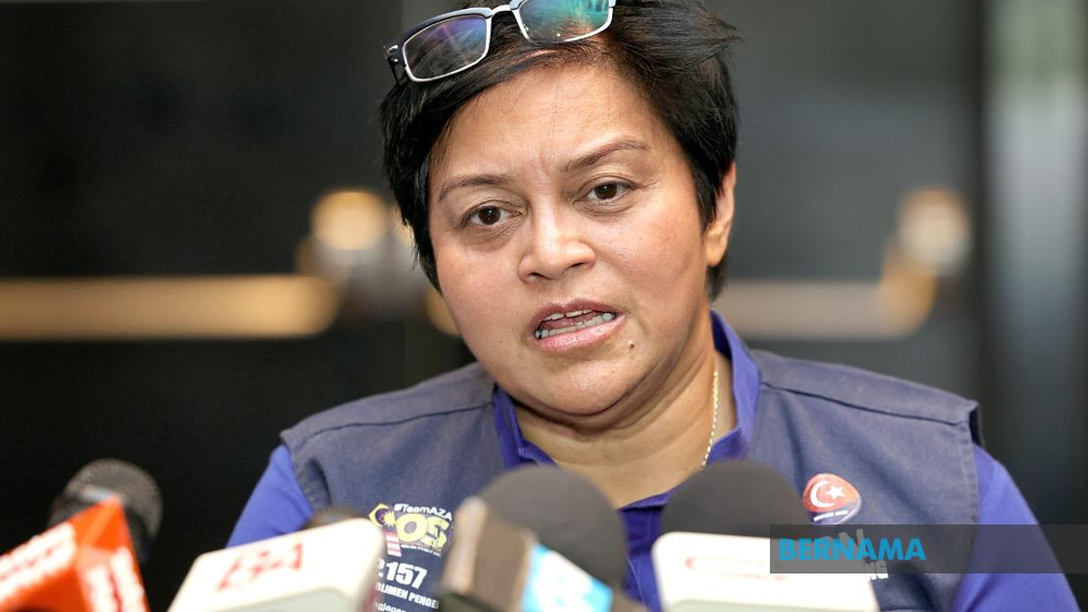 Sanusi's Remarks on Citizenship Risk Deepening Divisions, Says Azalina