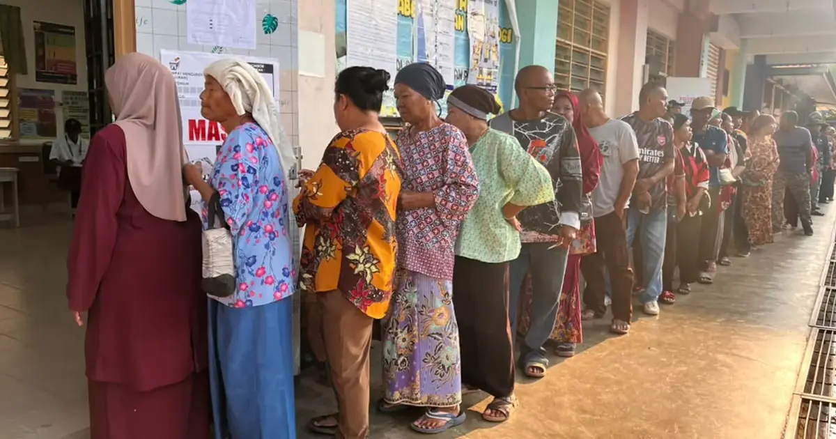 MCA's Chennah Win Signals Strength of Umno-Led Barisan Coalition, Analyst Notes