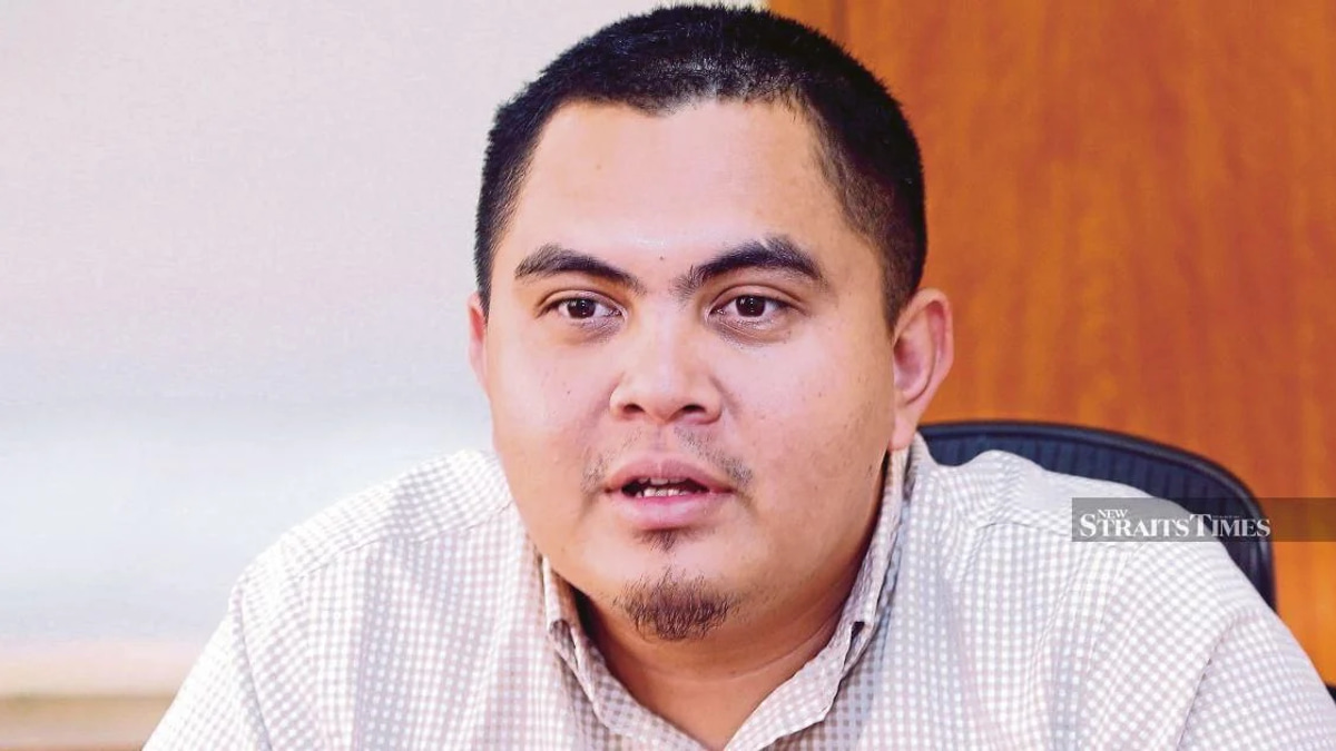 Umno is not a 'family party', says Akmal in response to Puad