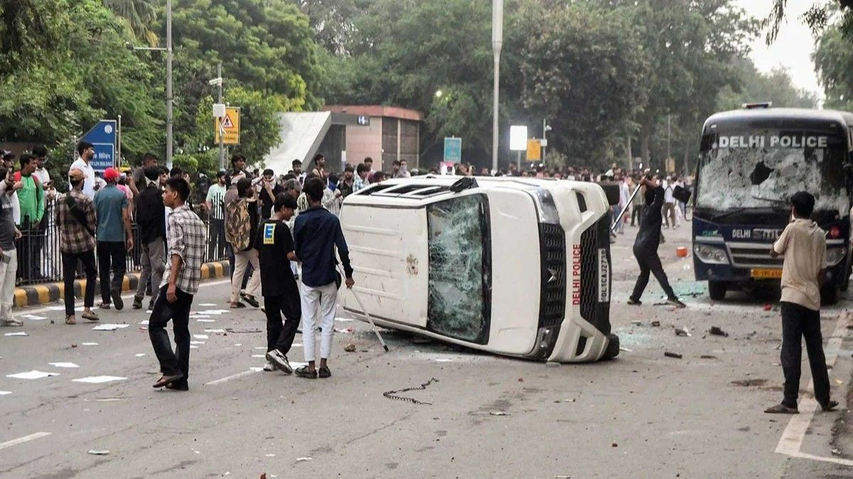 Delhi Police Register 10 Cases Over Parliament Protest Violence as Misinformation Swirls