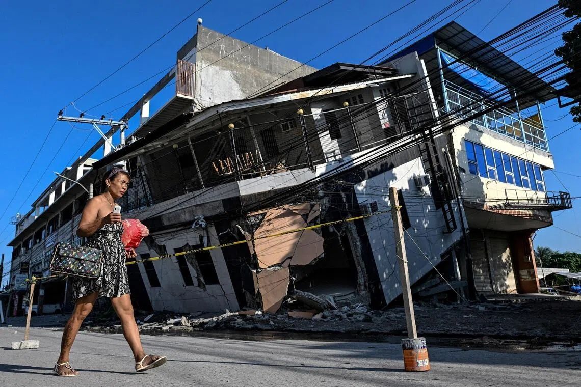 Philippines Earthquake Reshapes Coast, Leaving Communities Displaced and Fearful