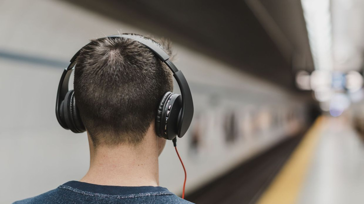 Musicians Push Back Against AI Training Without Consent as Labels Forge Ahead