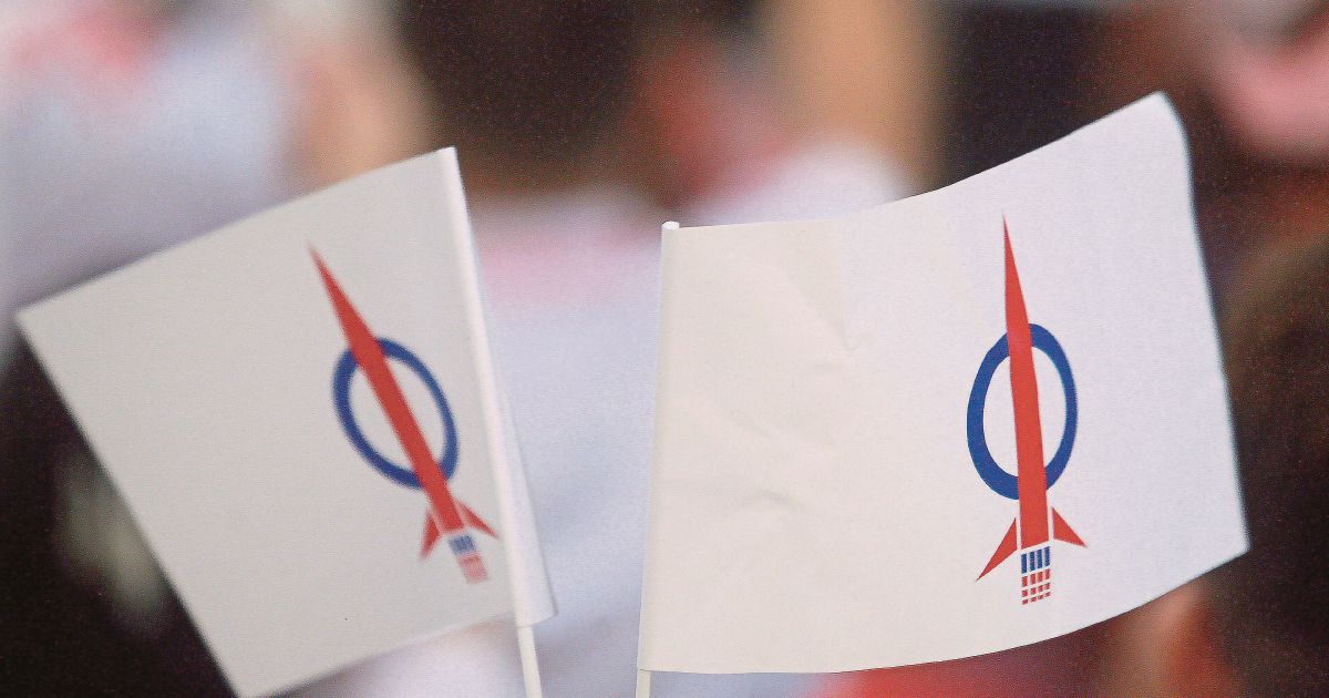 DAP's August Congress Vote to Become Crucial Test of Anwar's Coalition Stability