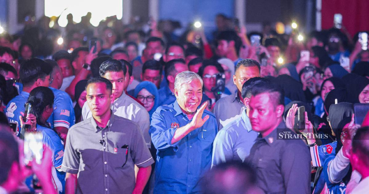 Zahid urges Johor youth to back Onn Hafiz in state election race