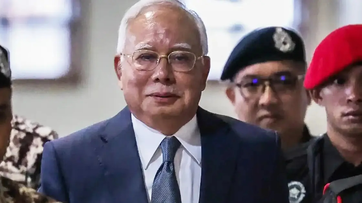 DAP Demands MCA Clarify Position on Najib Pardon Push