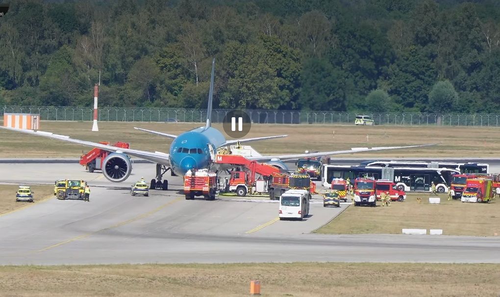Vietnam Airlines Boeing 787 Returns to Munich After Technical Emergency