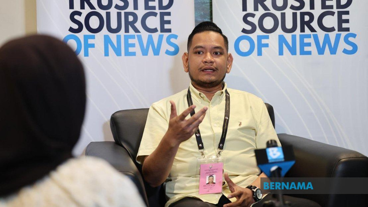Fresh Face, Bold Pitch: Youth Candidate Amirul Huzni Takes On BN Stronghold in Sedili Race