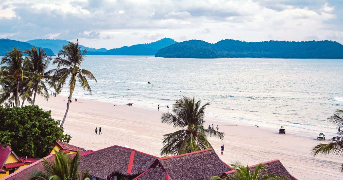 Langkawi's Development Falls Short of Promise, Says Dr Mahathir