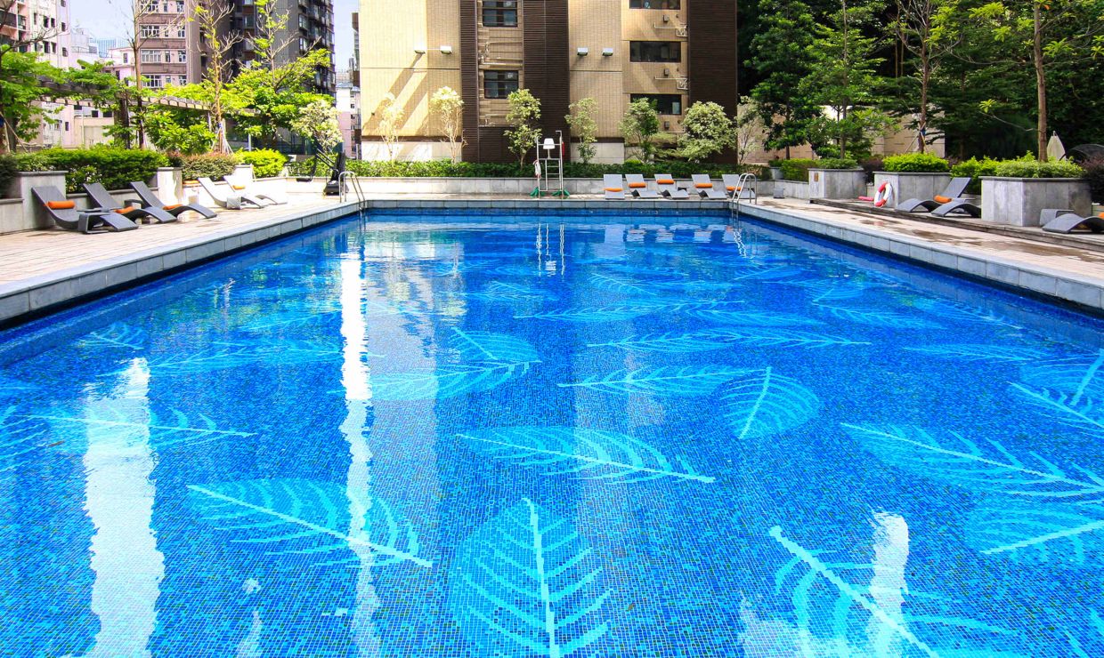 Hong Kong Pool Shuts After Lifeguard's Credentials Fail Verification