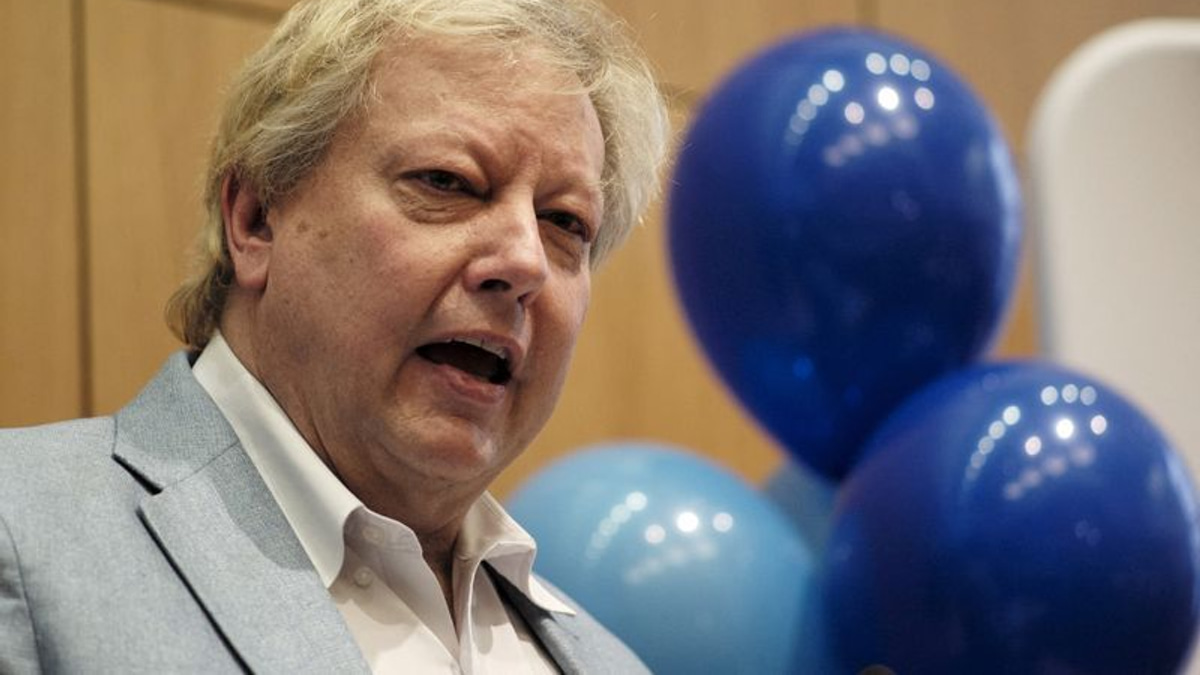 WiseTech Global Co-founder Richard White Steps Down Amid Personal Allegations