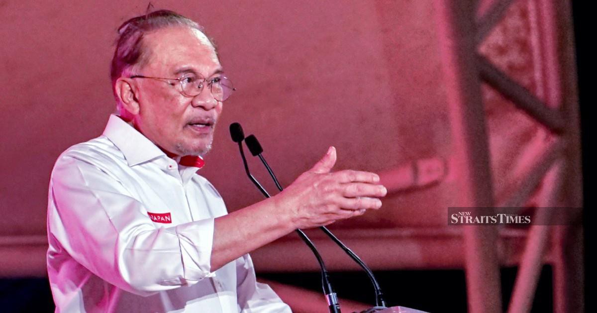 Malaysia's Q2 growth of 5.8% demonstrates economic resilience, but structural reforms remain essential, says PM