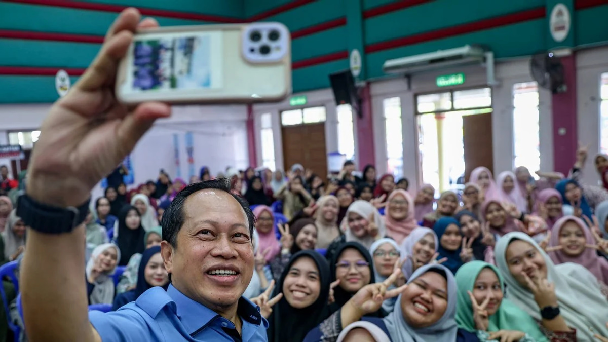 Johor BN Support Remains Solid, Says Ahmad Maslan, Dismissing DAP's Wavering Claims