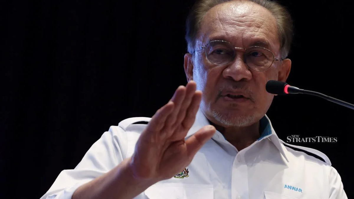 Civil Service Excellence Underpins Malaysia's Competitive Gains, Anwar Says