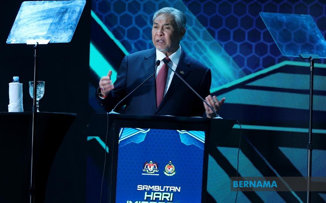 BN Commits to Unity Government Framework Following UMNO Assembly Decision