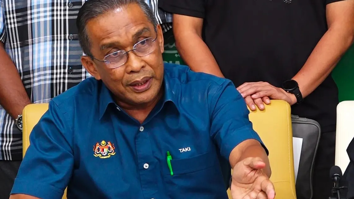 Perikatan Nasional Chief Whip Confirms Hamzah's Return as Opposition Leader