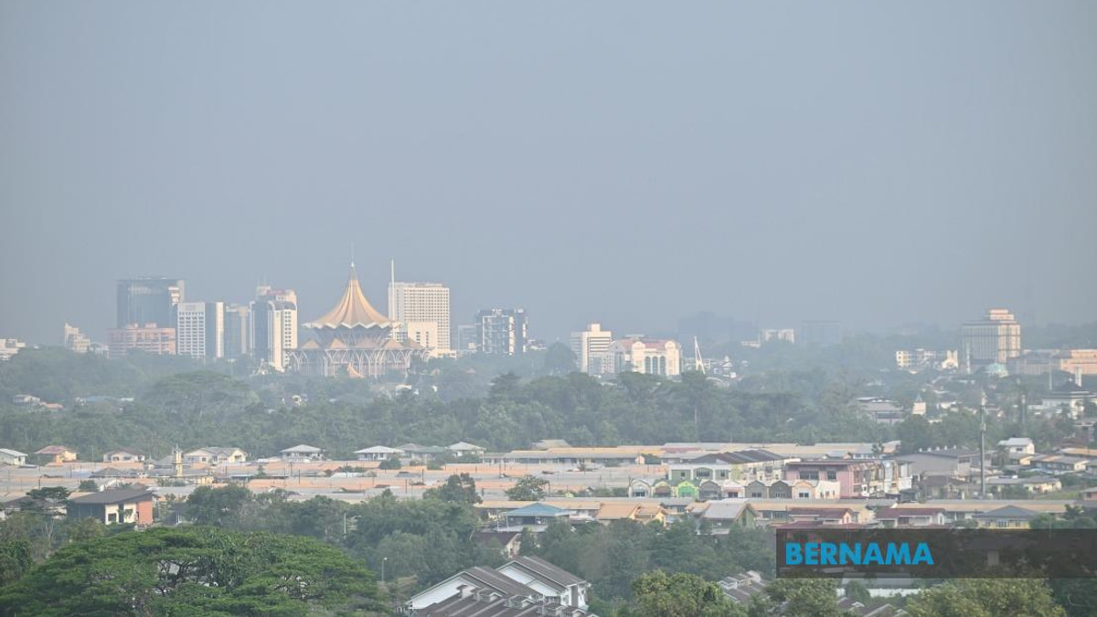 Sarawak braces for prolonged heat wave as haze risk climbs through mid-August
