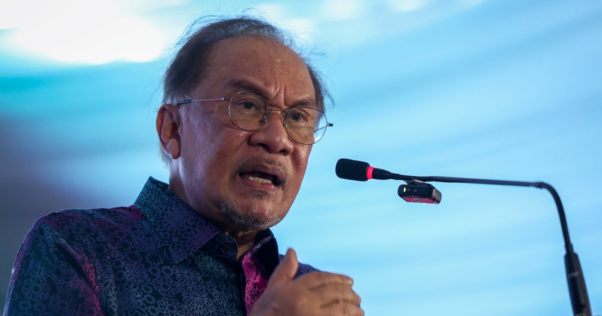 Malaysia will not allow use as transit hub for Israel-bound goods, Anwar declares