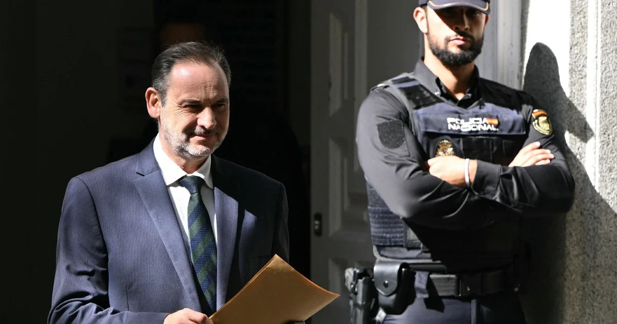 Spanish Court Hands 24-Year Sentence to Ex-Transport Minister in Major Graft Case