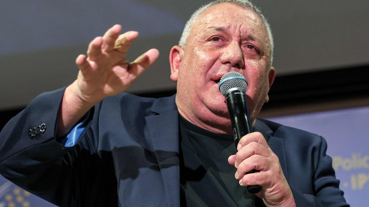 Former Israeli Military Chief Gadi Eisenkot Positioned as Netanyahu's Main Election Rival