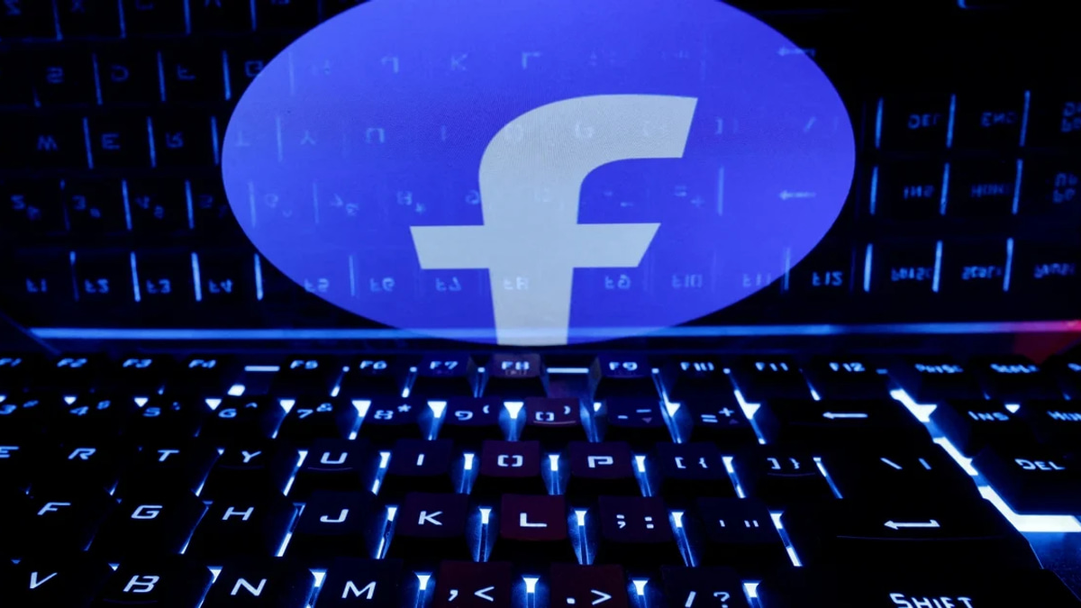 Thai Man Faces Prison for Facebook Comment Criticising Monarchy