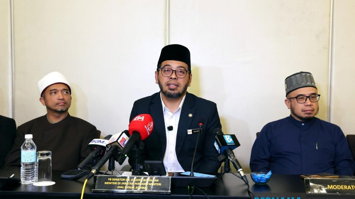 Religious Affairs Minister: 'Kafir Harbi' Term Inappropriate for Malaysian Citizens