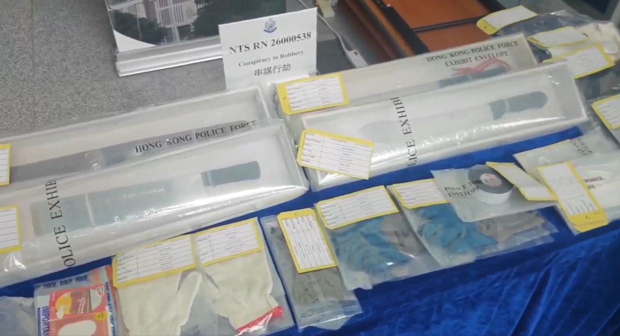 Seven arrested in HK$7 million gold heist at Hong Kong airport car park