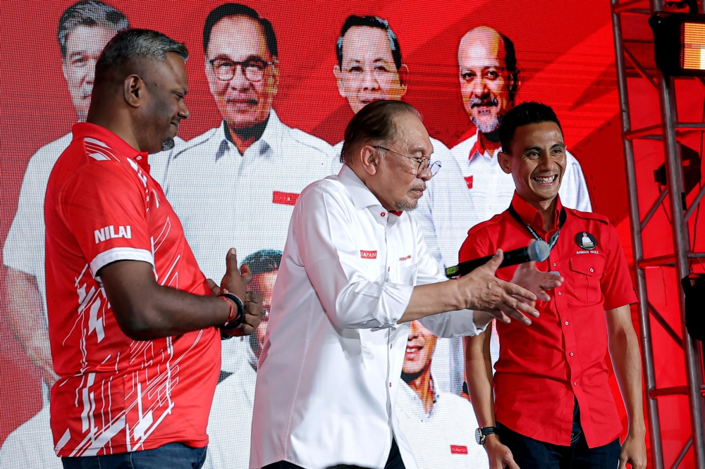 Anwar Reaffirms Inclusive Vision for Malaysia After Apologising to Indian Community