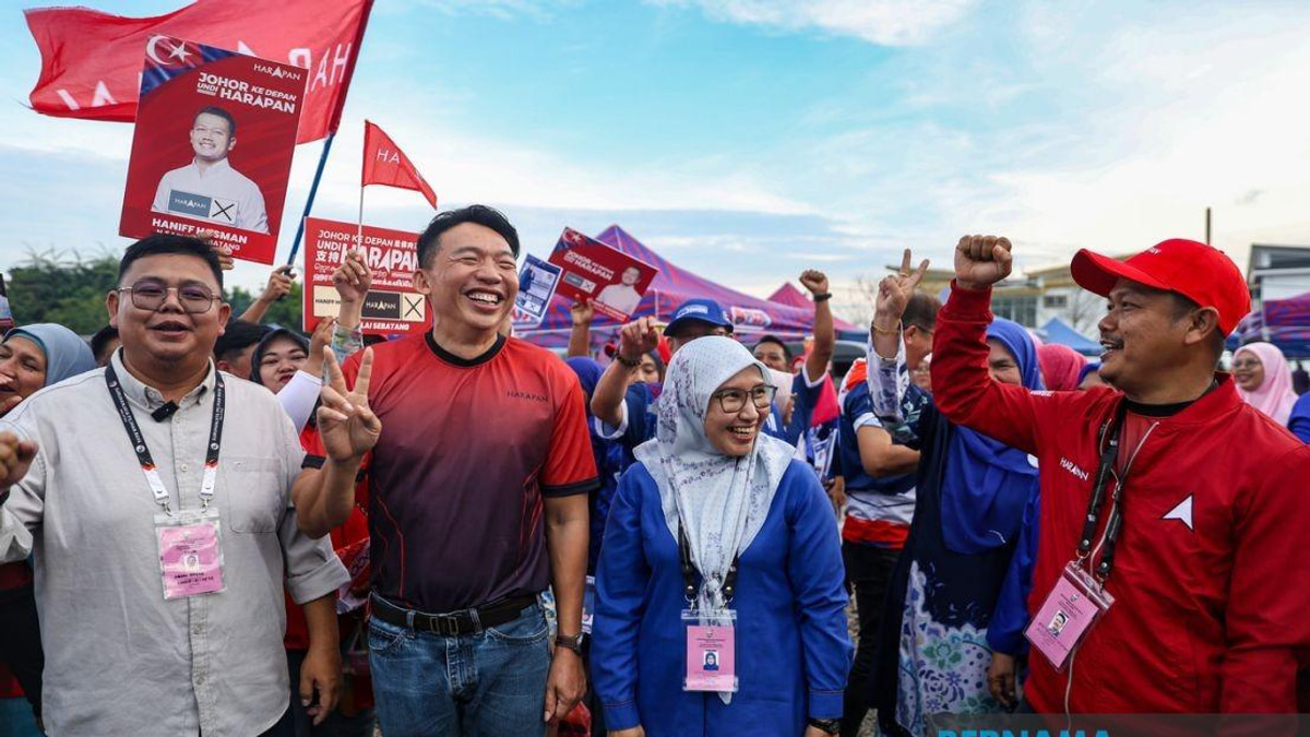 Johor Rivals Set Tone for Peaceful Campaign with Courteous Market Encounter