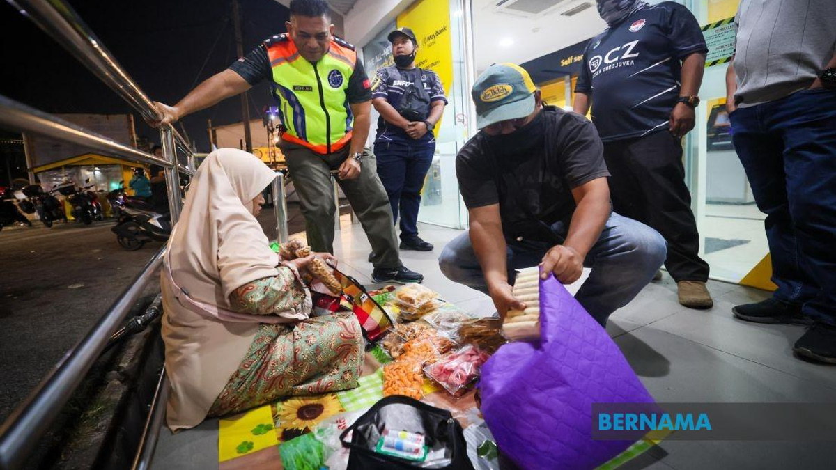 Three Thai Women Arrested in Kota Bharu for Sympathy-Solicitation Scheme at ATMs