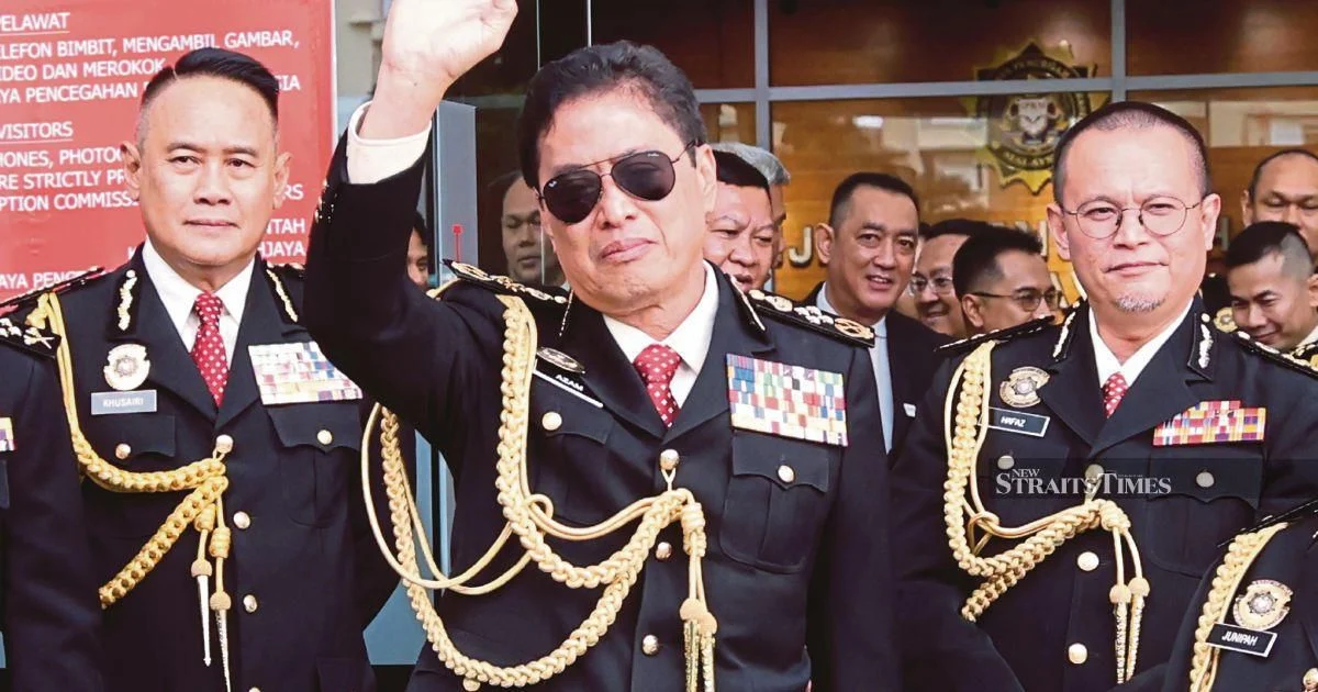 51 NGOs call for royal inquiry into MACC graft allegations involving ex-chief Azam Baki