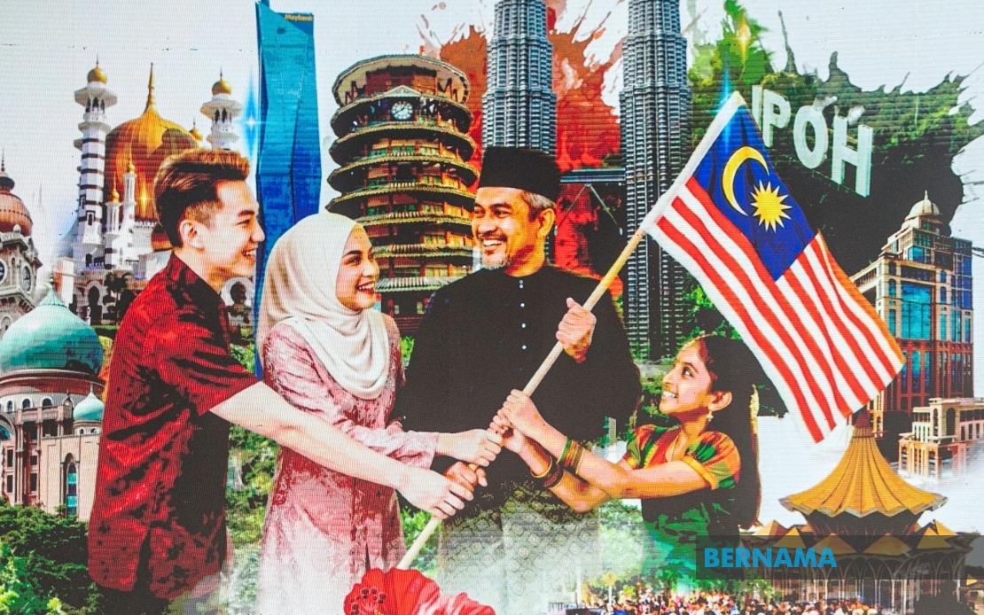 Fahmi Warns Against AI-Generated Flag Content Errors as Malaysia Prepares for National Celebrations