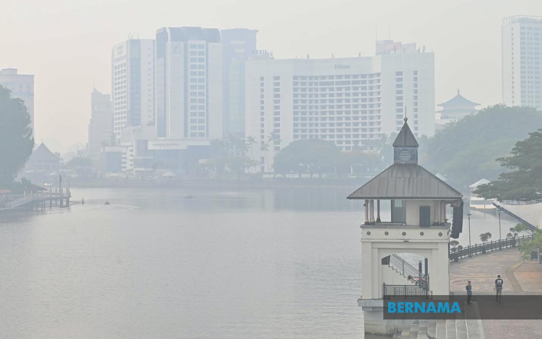 ASEAN Must Overhaul Haze Agreement With Enforceable Action Plan, Says Lee Lam Thye