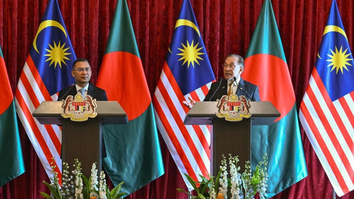 Anwar Vows Crackdown on Exploitation of Bangladeshi Workers in Malaysia
