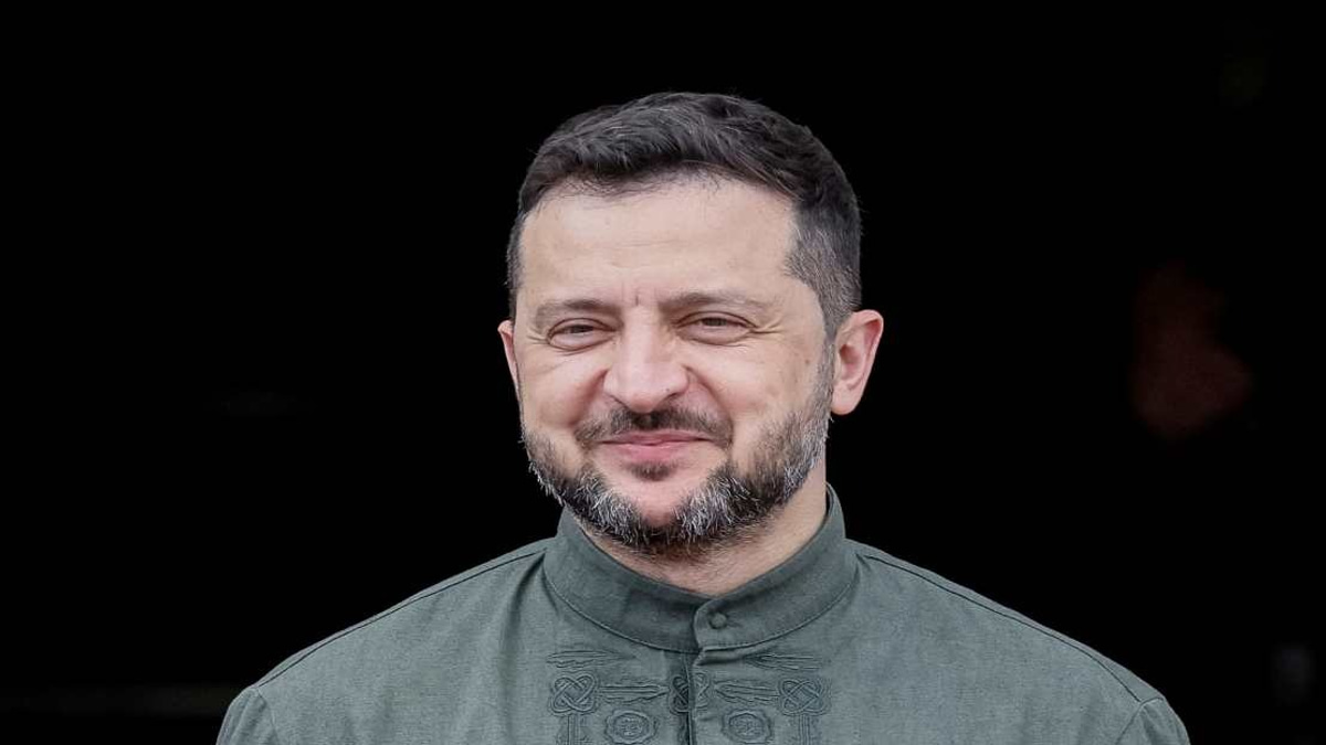Zelensky Signs Controversial Heroes Memorial Law, Deepening Poland Rift