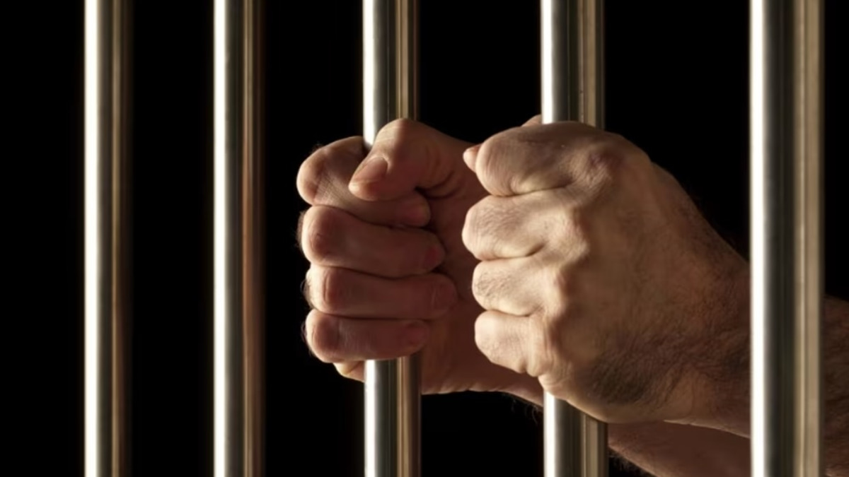 Ex-Unit Trust Consultant Sentenced to 18 Months, Fined RM2 Million for Investment Fraud