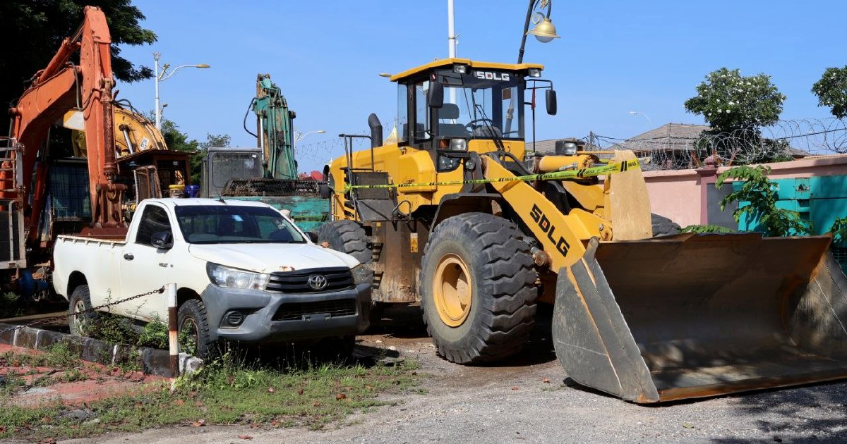 Kelantan Launches Investigation Into Bust of RM4.2 Million Illegal Gold Mining Ring in Gua Musang