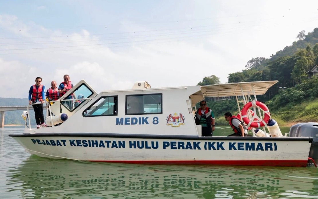 Malaysia Deploys New Medic Boat Service to Strengthen Healthcare for Orang Asli in Hulu Perak