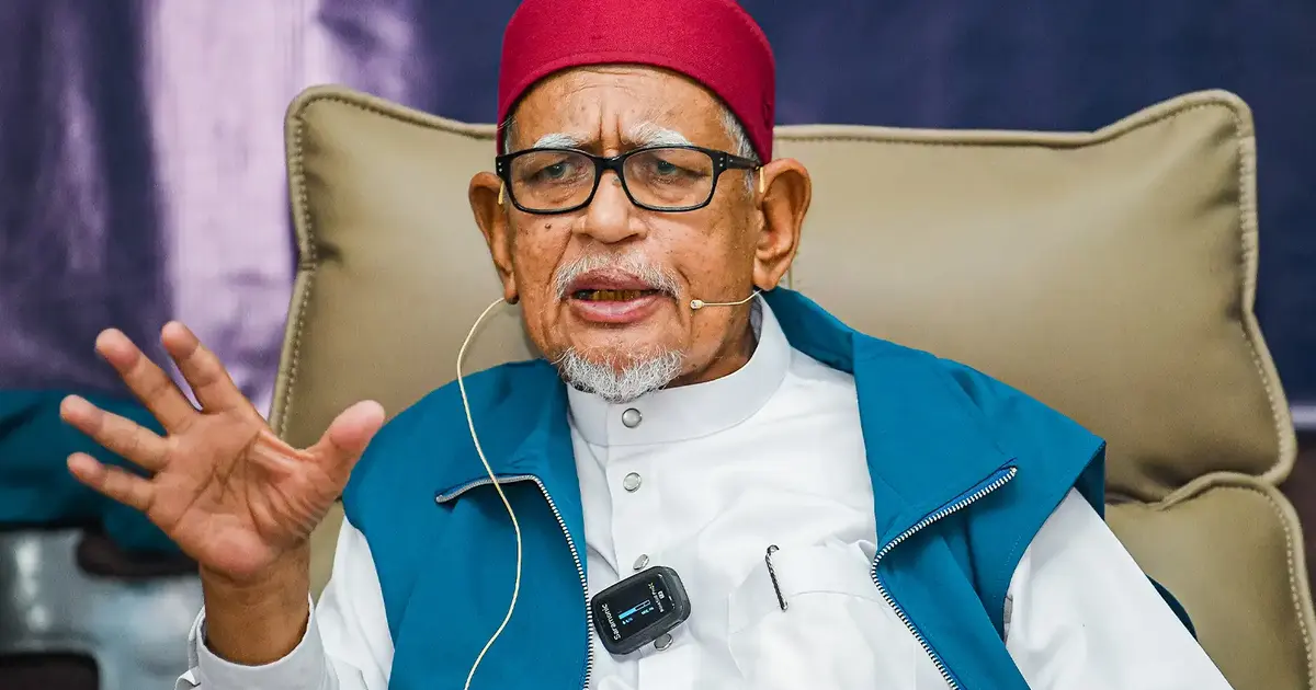 PAS Chief Hadi Maintains Stance on DAP Comments Despite Police Questioning