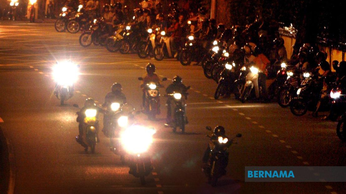 Malaysian MPs Push for Harsh Penalties in Crackdown on Illegal Street Racing