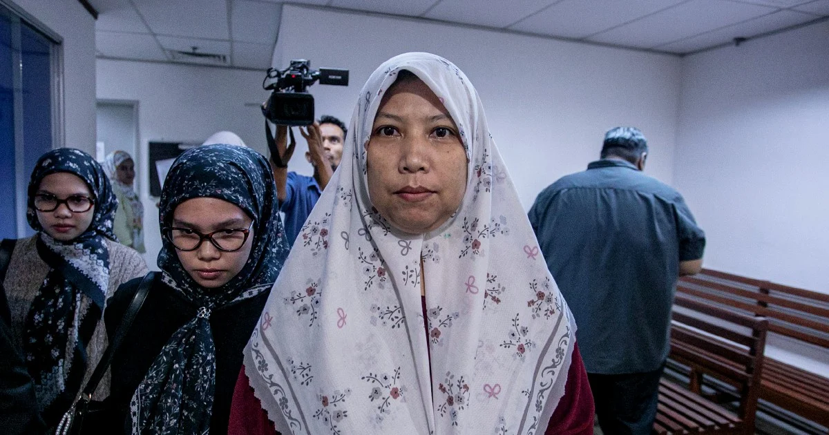 Woman Fined RM500 for Assault on Sultan of Perak During National Day Event